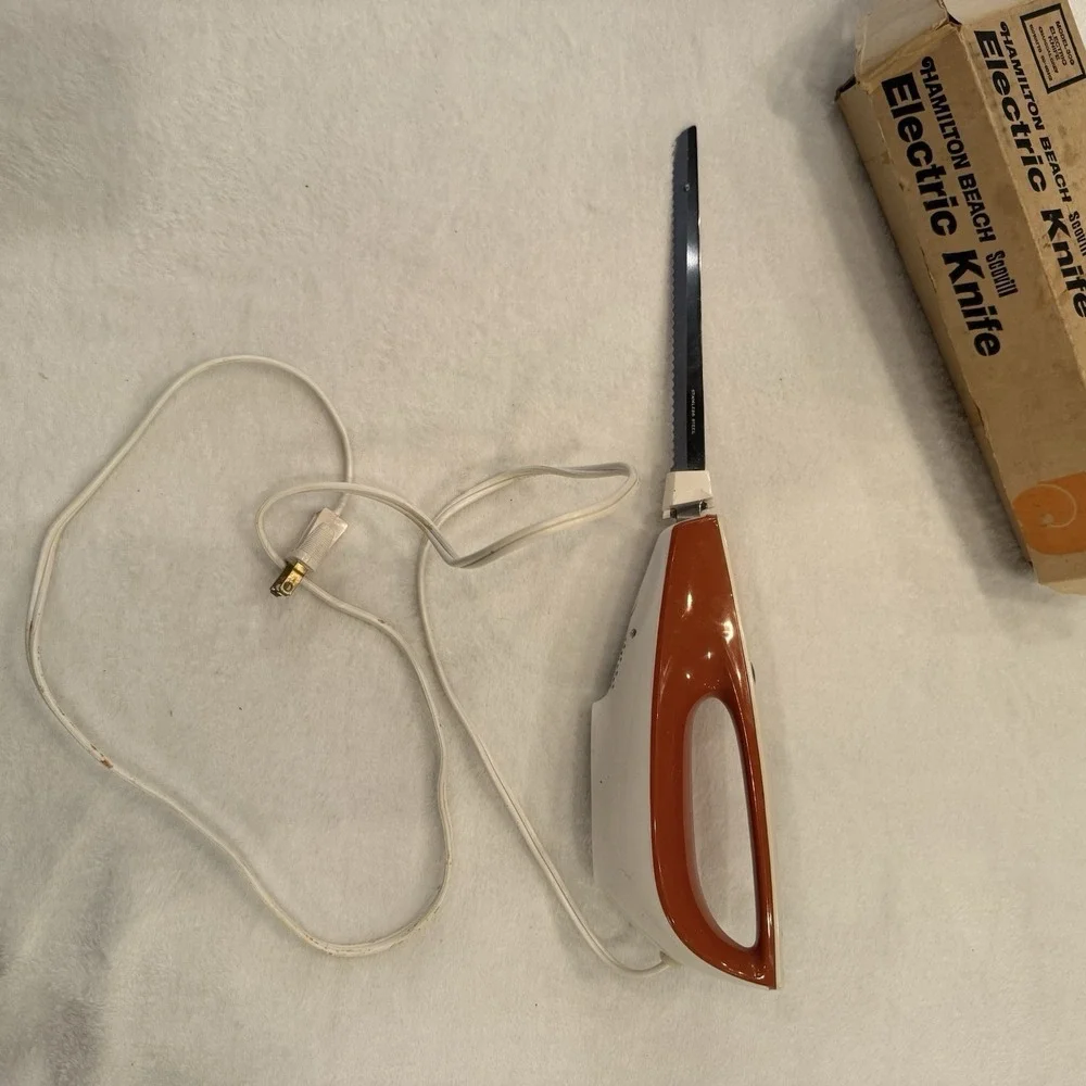 Vintage Hamilton Beach Scovill - Electric Knife - Model 279 Brick Tested Working